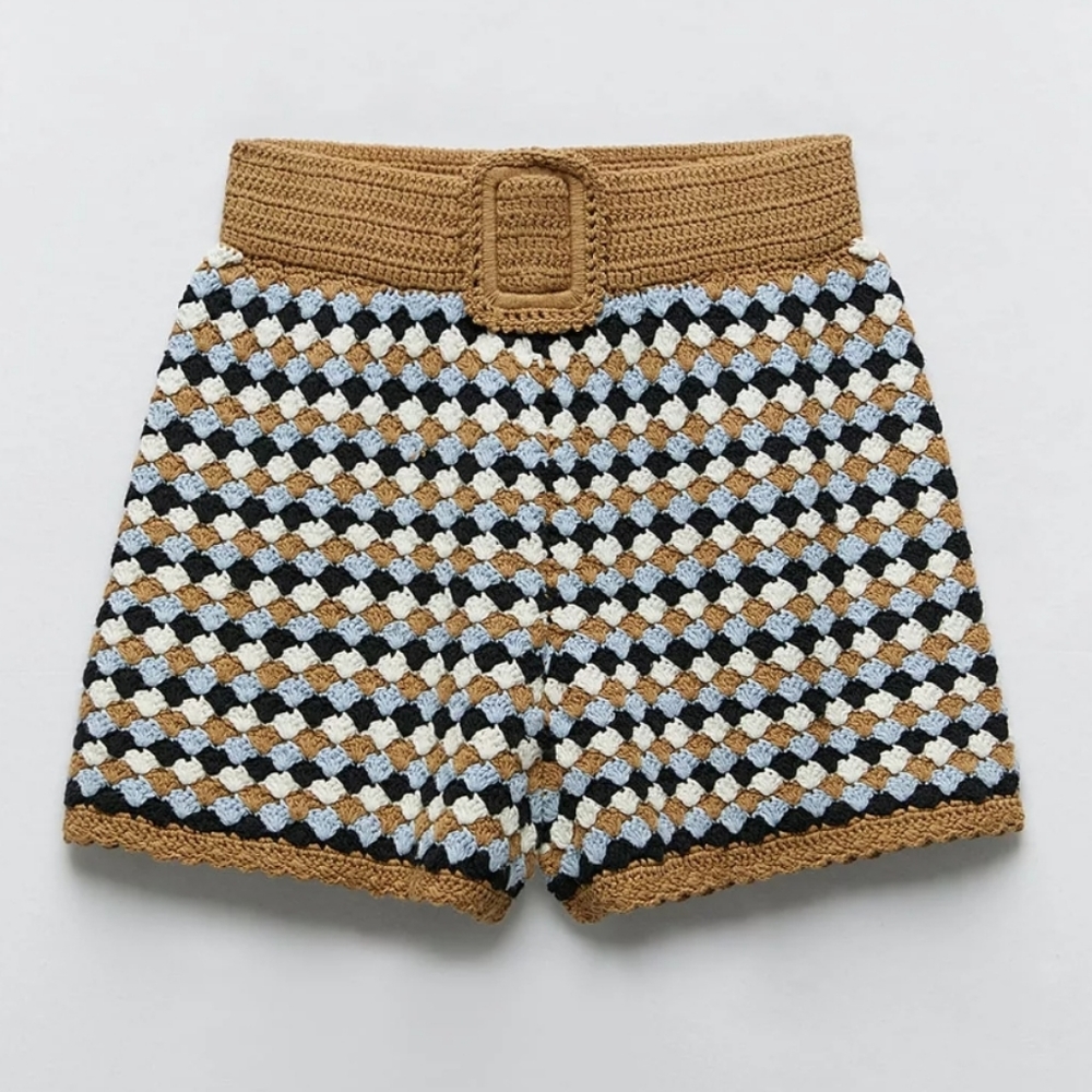 NWT Zara Crochet Short sz:L